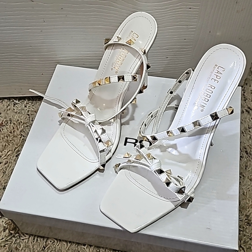 White Studded Heels Sz 8